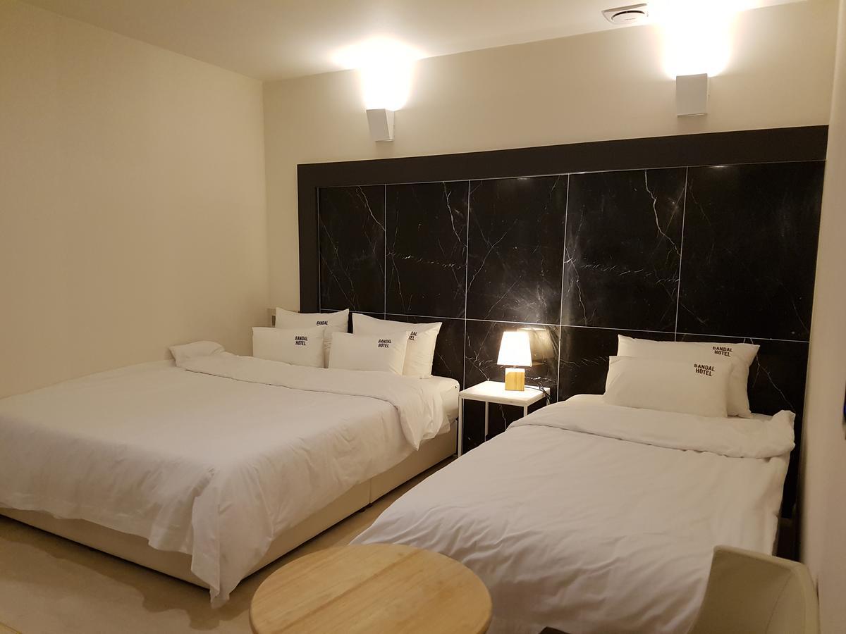 Bandal Hotel Пусан Экстерьер фото